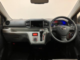 シンプルでとっても使いやすい運転席ですよ(^^♪