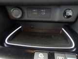 USB電源ポート・TYPE-C付いてます。充電器付き