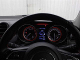 運転席廻りです。