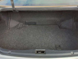 大きな荷物も載せられるトランク!