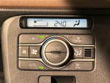 車内空調は&rdquo;AUTOエアコン&rdquo;にお任せ。運転に集中出来ますよ!