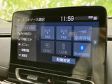 ラジオやCD、USBなど、多彩な音源に対応。お好みの音楽をクリアに楽しめます。ドライブ中のエンターテイメントが充実しますね。
