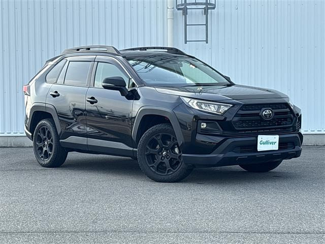 RAV4 2.0 アドベンチャー オフロードパッケージ II 4WD 本革シート