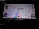 ナビゲーション装備。多彩な機能で快適ドライブをアシスト。オーディオ機能も充実していますね。