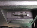 ETC車載器が付いております。高速乗り入れが便利になります。