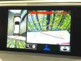 【パノラミックビューモニター】専用のカメラにより、上から見下ろしたような視点で360度クルマの周囲を確認することができます☆死角部分も確認しやすく、狭い場所での切り返しや駐車もスムーズに行えます。