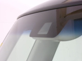 ホンダセンシング搭載。誤発進抑制機能・路外逸脱抑制機能・歩行者事故低減ステアリング・車線維持支援システム・先進車発進お知らせ機能など多彩な先進安全機能でより安全で快適なドライブを支援します。