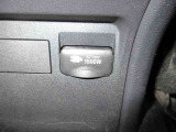 アクセサリーコンセント(AC100V・1500W)を設置しております!AC100Vで消費電力の合計が1500W以下の電気製品の使用が可能になり、アウトドアや災害時に重宝します♪