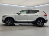 全国のVOLVOからお取り寄せが可能※!遠方の店舗に展示してあるクルマが気になる場合も、最寄りの店舗でご購入ただくことが可能です!是非私たちに要望をお聞かせください!※別途費用