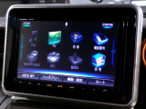 CD、DVD、Bluetooth、AM、FM、AUX、スマートフォン接続ができます。