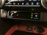 運転席の操作箇所です。ぜひ一度ご来店のうえご覧になってみてください♪