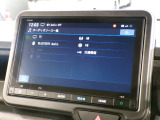 CD、DVD、Bluetooth、AM、FM、AUX、スマートフォン接続ができます。