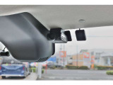 「ディーラーは高い!」というイメージをお持ちですか?当店は、自動車税などの税金からなる「法定費用」などの諸経費を含めた総額表示にてお車をご紹介しております。