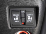 ◆両側電動スライドドア◆狭い駐車場でも乗り降りが楽々♪お子様が隣の車にドアを当ててしまう心配もございません!小さなお子様連れの方もこれで安心。