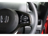 Hondaセンシングの機能のひとつ、アダプティブクルーズコントロール付!アクセルから足を離しても設定したスピードと前車との車間を保ち走行してくれます!車線維持もアシスト☆高速道路で疲労軽減ですね☆