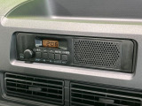 お好きな音楽を車内でお楽しみいただけます♪スピーカー交換・ウーハー追加などの音質向上や、最新ナビ・後席モニター等の取り付けも是非ご相談ください!