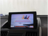 バックガイドモニターで、後方を確認しながら安心して駐車することができます。運転初心者も熟練者も必須の機能ですよ!