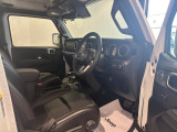 ラングラー アンリミテッド サハラ 4WD 