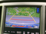 停車中には、地上デジタル放送を楽しめるTV機能。長距離移動や待ち時間も快適に過ごせます。車内でのエンターテイメントに。