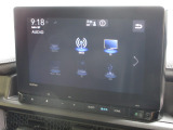 ナビゲーションは純正9インチメモリーナビ(LXM-237VFNi)を装着しております。AM、FM、CD、DVD再生、Bluetooth、音楽録音再生、フルセグTVがご使用いただけます。