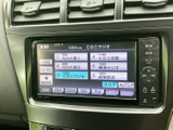 ラジオの受信感度が良く、クリアな音質で音楽を楽しめます。様々なメディアに対応しており、長距離ドライブも飽きさせません。