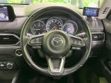 【純正革巻きステアリング】上質な革を使用することで、手にしっかり馴染みとても運転しやすいハンドルです♪