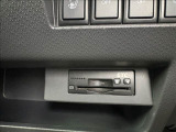 ETC車載器付きで高速道路を運転する際に便利です。(セットアップが必要です)