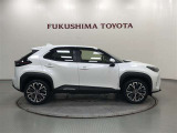 【まるごとクリーニング】シートを取り外し、車内を徹底洗浄。隅々まで丁寧に仕上げています。