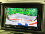 【バックカメラ】駐車時に後方がリアルタイム映像で確認できます。大型商業施設や立体駐車場での駐車時や、夜間のバック時に大活躍!運転スキルに関わらず、今や必須となった装備のひとつです!