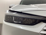 ★ LEDヘッドライト ★シャープで精悍なフロントフェイスを演出するLEDヘッドライト。機能性とデザイン性を兼ね備えた魅力的な装備です♪