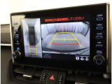 バックガイドモニターで、後方を確認しながら安心して駐車することができます。運転初心者も熟練者も必須の機能ですよ!