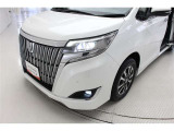 LEDヘッドライトです。デザイン性がよくとても明るいので、夜間の走行や悪天候でも安心です。しかも長寿命!