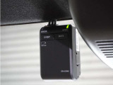 ◆ドライブレコーダー◆映像・音声などを記録する自動車用の装置です。 もしもの事故の際の記録はもちろん、旅行の際の思い出としてドライブの映像を楽しむことができます。