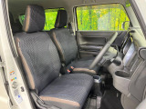 運転席シート廻りは使用感も少なく、良好な状態となっています。前オーナー様が丁寧に使っていたことがよくわかりますね。