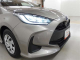 LEDヘッドライトです。デザイン性がよくとても明るいので、夜間の走行や悪天候でも安心です。しかも長寿命!