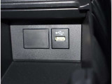 ☆USB入力端子付きで、便利ですね♪