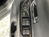 【パワーウインドウ】運転席のスイッチで、各席の窓ガラスの開閉ができます!あると便利ですよね!