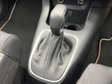 ●シフトノブの使用感も少なく、良好な状態です。