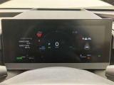 メーター周りもスッキリしていて見やすいですよ。視認性の高さが売りです!