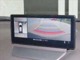 360&deg;見渡せるモニター付きで駐車も楽々!!
