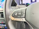 Travel Assist。設定した速度を上限に自動で加減速し、一定の車間距離,およ走行レーンを保つことでロングドライブの疲労を軽減します。