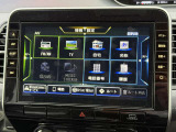 日産純正メモリーナビ。操作も簡単なタッチパネルです。