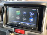 使いやすいインターフェースで、快適なドライブをサポート。多彩な機能で、車内時間をより楽しく過ごせます。