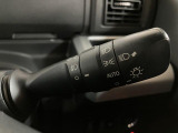 ヘッドライトはオートライト機能を装備してます!