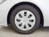 タイヤサイズ 195/65R15 となります。