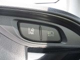 オートハイビーム機能搭載です。切り替えも可能です!