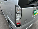 社外アルミヒールやローダウンサス・車高調・革調シートカバー・LEDヘッドライト・エアロパーツ・ナビ・バックカメラ・ETCなど社外パーツも販売・取り付け可能です。是非ご相談ください!