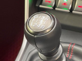 【フロア6速MT】走りの6速MT!!スポーティーな走行をお楽しみいただけます♪