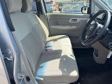 運転席シートもきれいな状態です