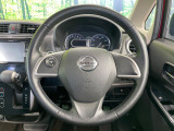 【純正革巻きステアリング】上質な革を使用することで、手にしっかり馴染みとても運転しやすいハンドルです♪